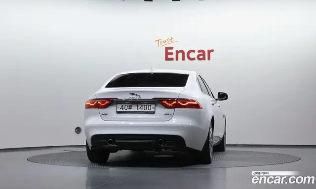 Jaguar XF 2018 2.0 автомат (гидро), миниатюра 4 Jaguar XF 2018 2.0 автомат (гидро), миниатюра 4