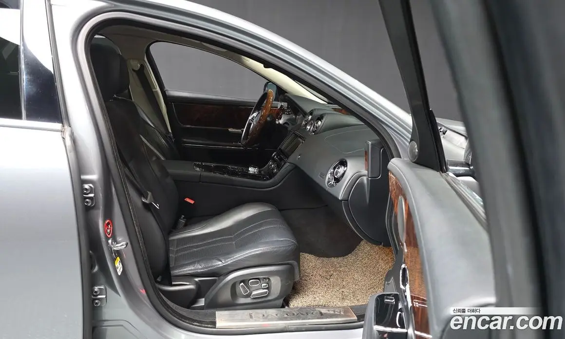 Jaguar XJ 2014 3.0 автомат (гидро), фото 11 Jaguar XJ 2014 3.0 автомат (гидро), фото 11