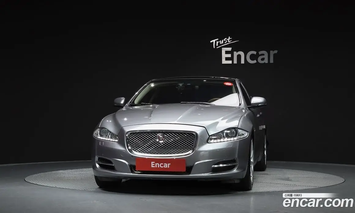 Jaguar XJ 2014 3.0 автомат (гидро), фото 3 Jaguar XJ 2014 3.0 автомат (гидро), фото 3