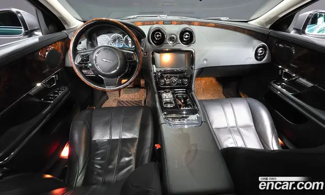 Jaguar XJ 2014 3.0 автомат (гидро), миниатюра 7 Jaguar XJ 2014 3.0 автомат (гидро), миниатюра 7