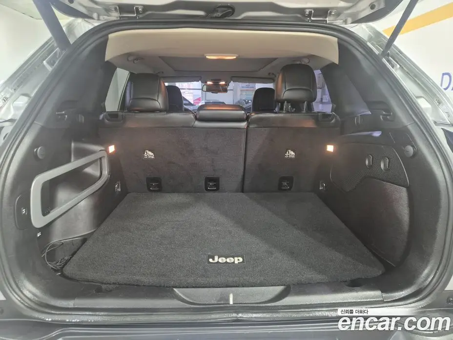Jeep Cherokee 2015 2.0 автомат (гидро), фото 7 Jeep Cherokee 2015 2.0 автомат (гидро), фото 7