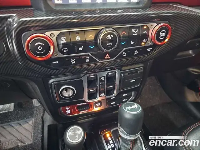 Jeep Wrangler 2019 2.0 автомат (гидро), миниатюра 10 Jeep Wrangler 2019 2.0 автомат (гидро), миниатюра 10