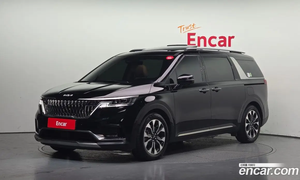 Kia Carnival 2023 3.5 автомат (гидро), фото 1 Kia Carnival 2023 3.5 автомат (гидро), фото 1