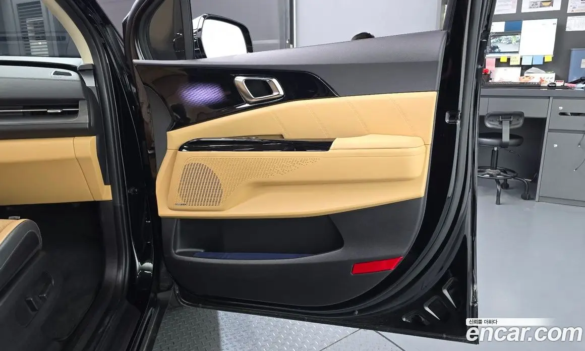 Kia Carnival 2023 3.5 автомат (гидро), фото 15 Kia Carnival 2023 3.5 автомат (гидро), фото 15