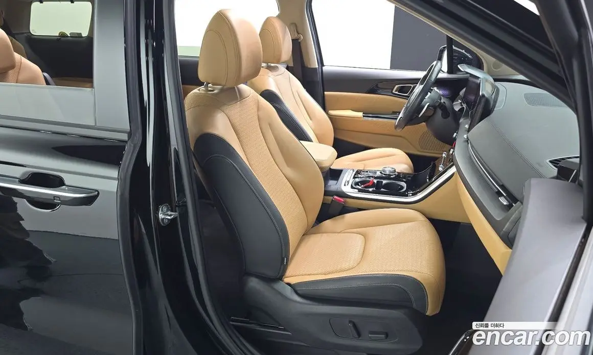 Kia Carnival 2023 3.5 автомат (гидро), фото 16 Kia Carnival 2023 3.5 автомат (гидро), фото 16
