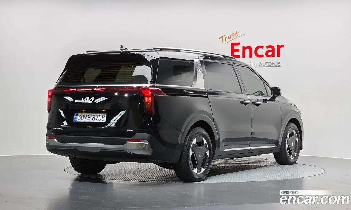 Kia Carnival 2024 1.6 автомат (гидро), фото 1 Kia Carnival 2024 1.6 автомат (гидро), фото 1