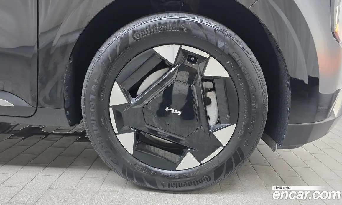 Kia Carnival 2024 1.6 автомат (гидро), фото 6 Kia Carnival 2024 1.6 автомат (гидро), фото 6