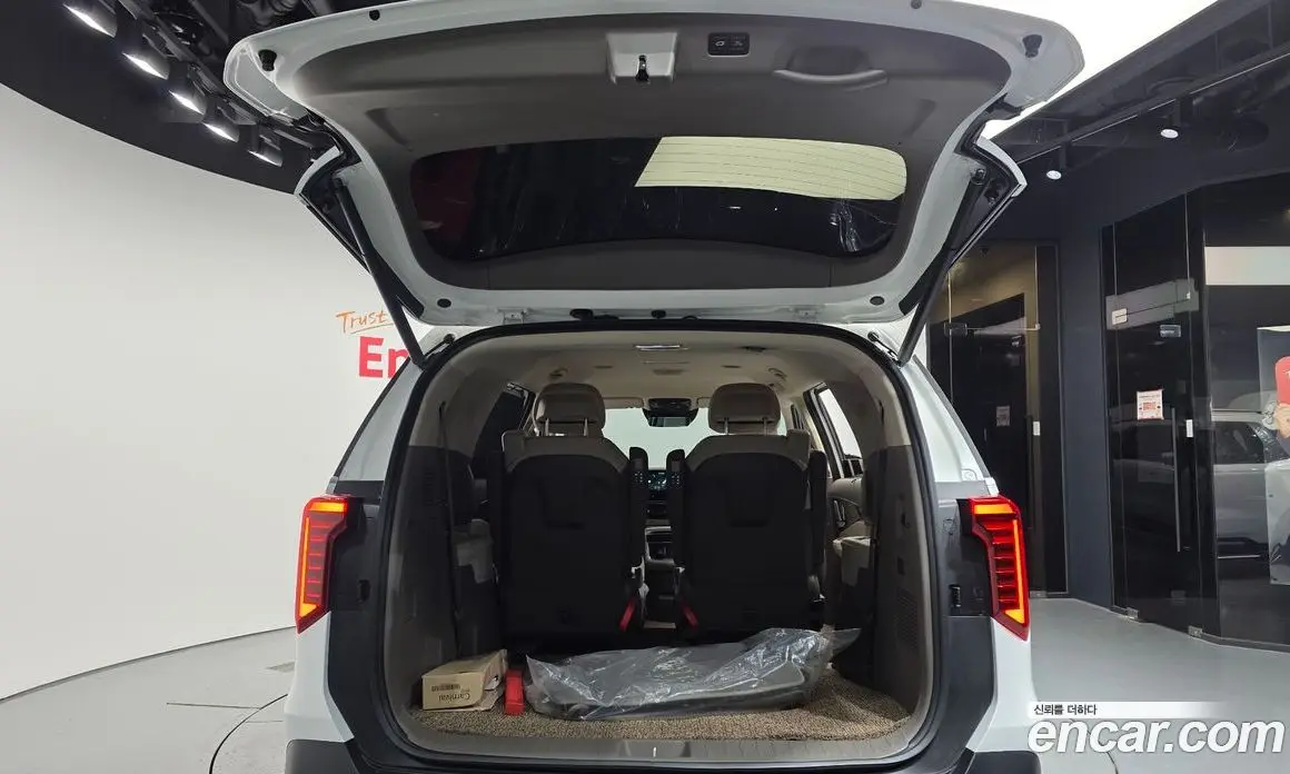 Kia Carnival 2025 3.5 автомат (гидро), фото 26