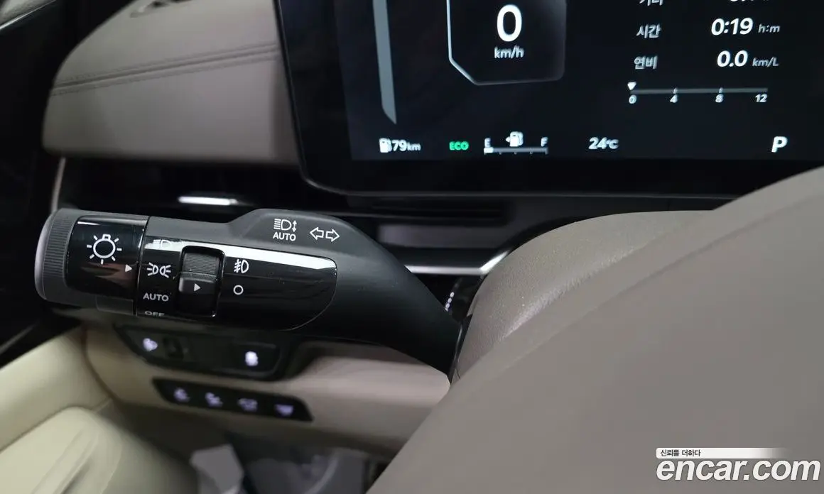 Kia Carnival 2025 3.5 автомат (гидро), фото 31