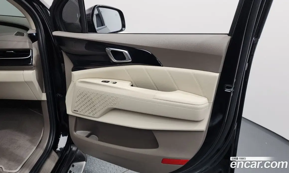 Kia Carnival 2026 1.6 автомат (гидро), фото 14 Kia Carnival 2026 1.6 автомат (гидро), фото 14