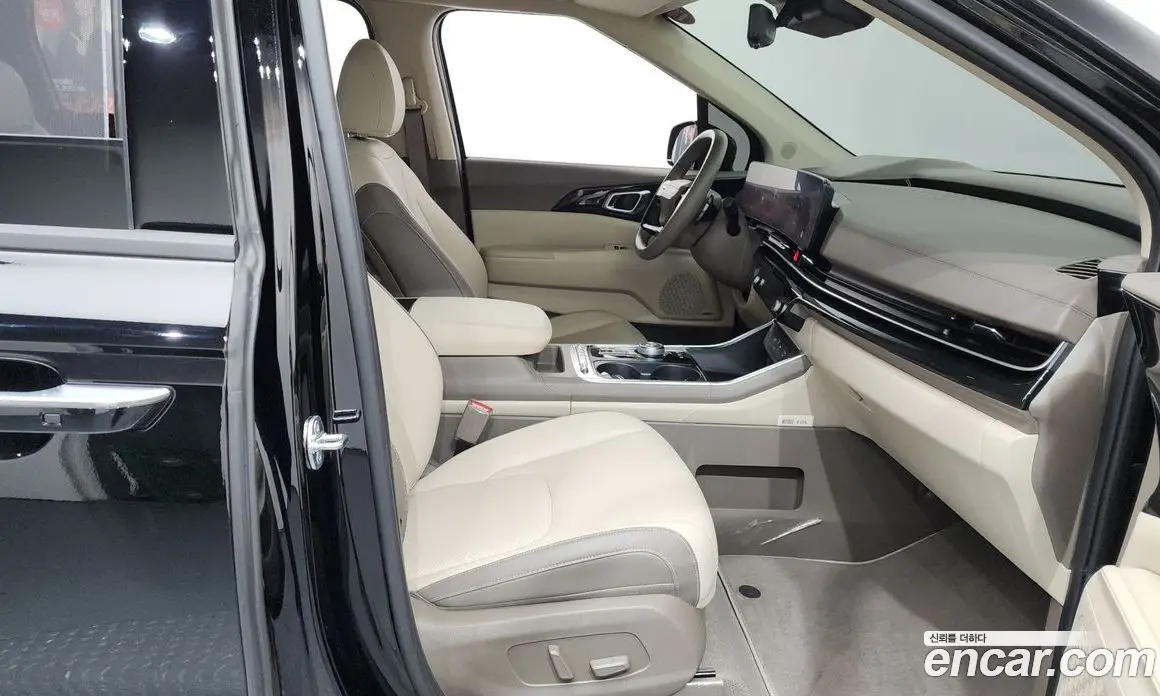 Kia Carnival 2026 1.6 автомат (гидро), фото 16 Kia Carnival 2026 1.6 автомат (гидро), фото 16