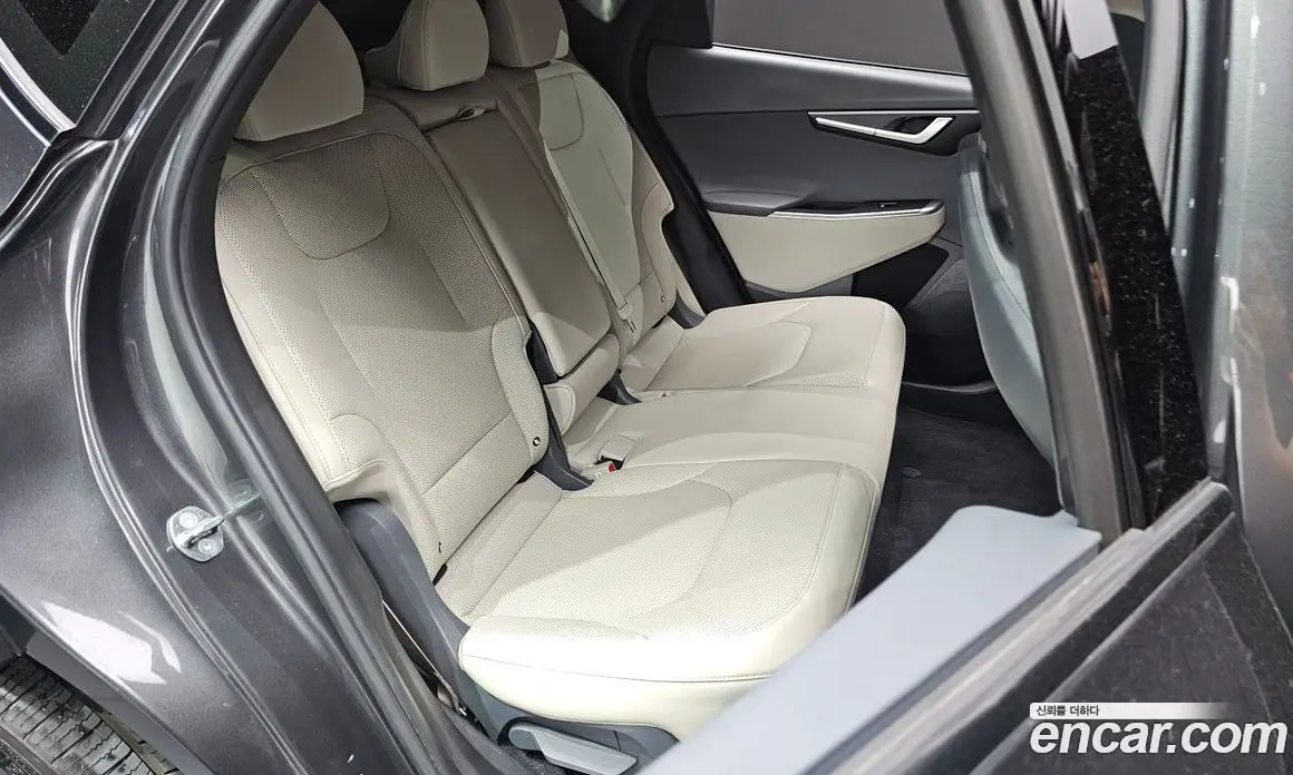 Kia EV6 2023 0.1 автомат (гидро), фото 17