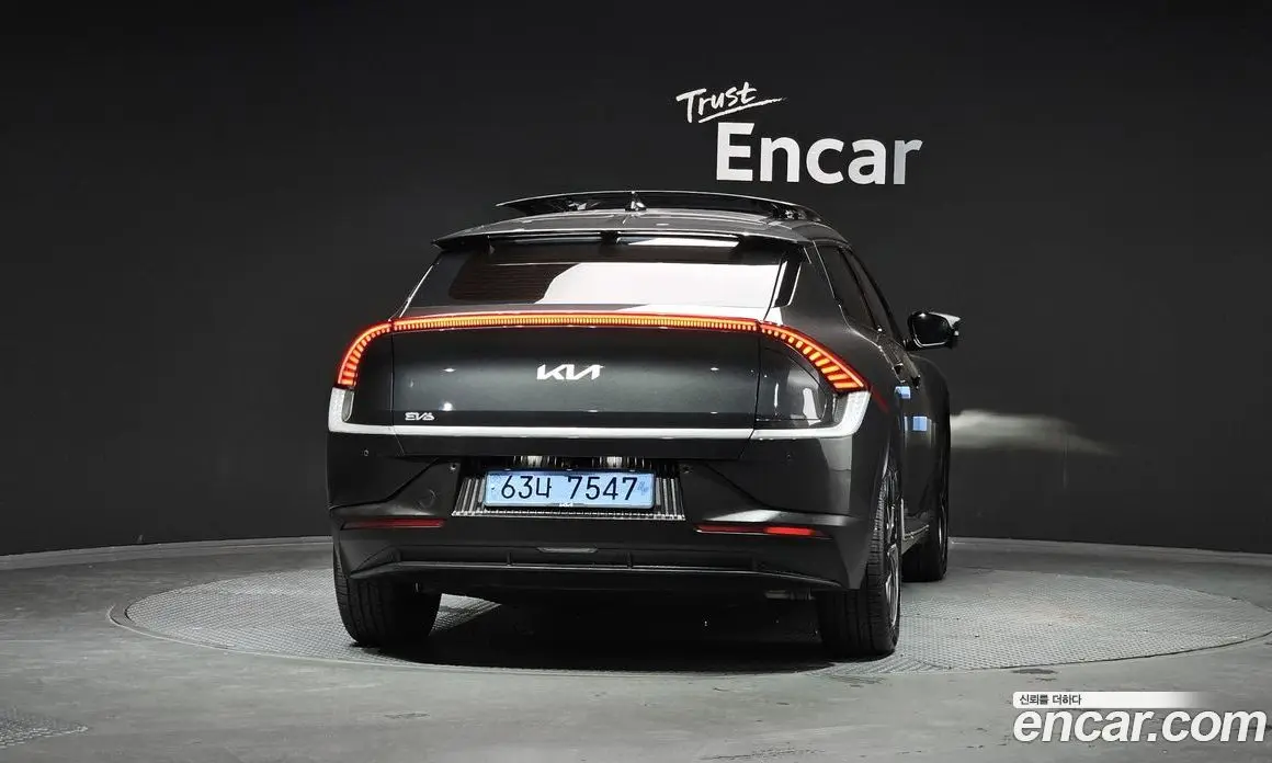 Kia EV6 2023 0.1 автомат (гидро), фото 4