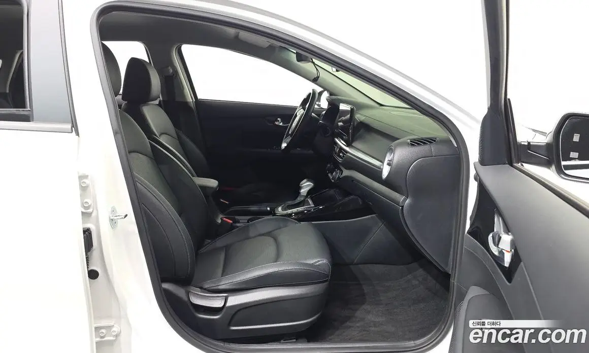 Kia K3 2023 1.6 автомат (гидро), фото 17 Kia K3 2023 1.6 автомат (гидро), фото 17