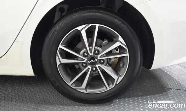 Kia K3 2023 1.6 автомат (гидро), миниатюра 7 Kia K3 2023 1.6 автомат (гидро), миниатюра 7