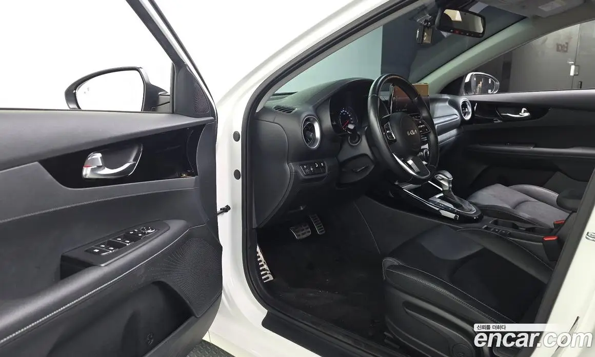 Kia K3 2023 1.6 автомат (гидро), фото 13 Kia K3 2023 1.6 автомат (гидро), фото 13
