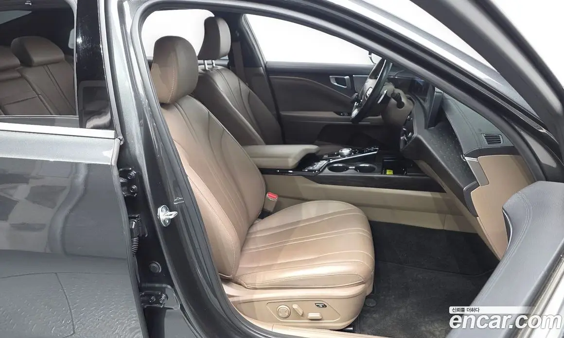 Kia K8 2023 2.5 автомат (гидро), фото 16 Kia K8 2023 2.5 автомат (гидро), фото 16