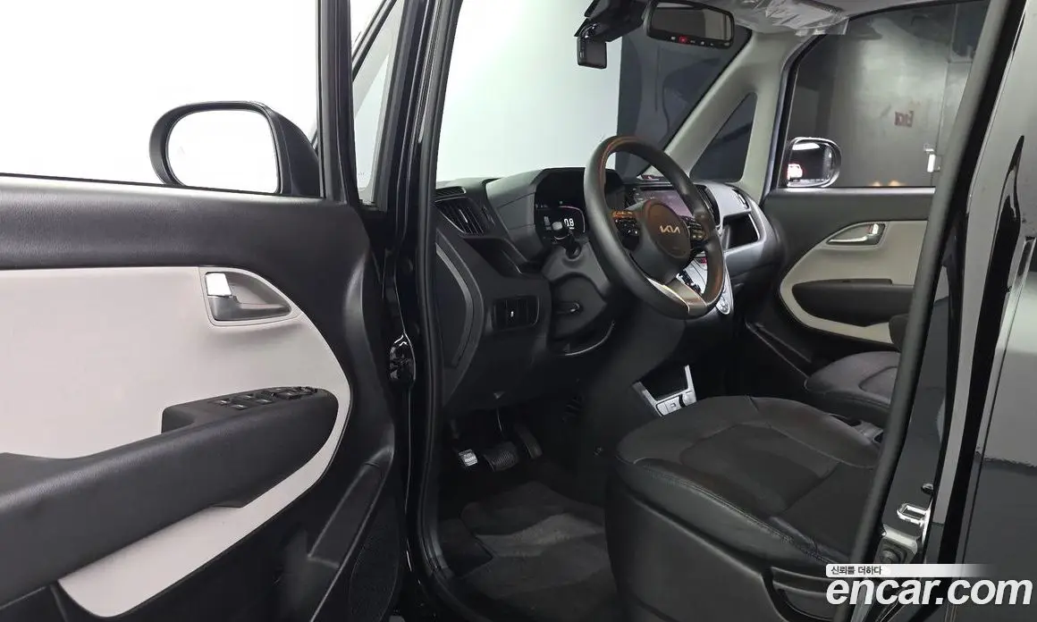 Kia Ray 2023 1.0 автомат (гидро), фото 13