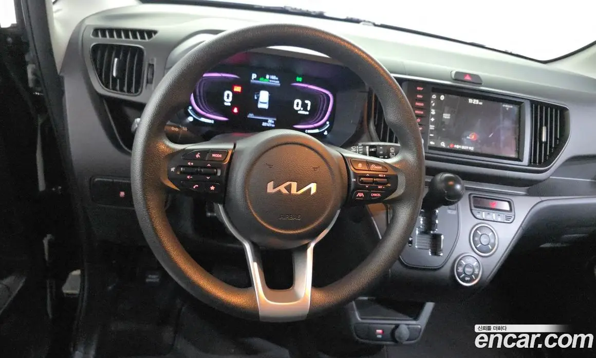Kia Ray 2023 1.0 автомат (гидро), фото 19