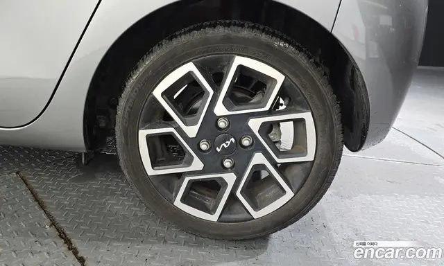 Kia Ray 2024 1.0 автомат (гидро), миниатюра 7 Kia Ray 2024 1.0 автомат (гидро), миниатюра 7