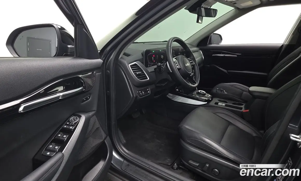 Kia Seltos 2023 1.6 автомат (гидро), фото 13 Kia Seltos 2023 1.6 автомат (гидро), фото 13