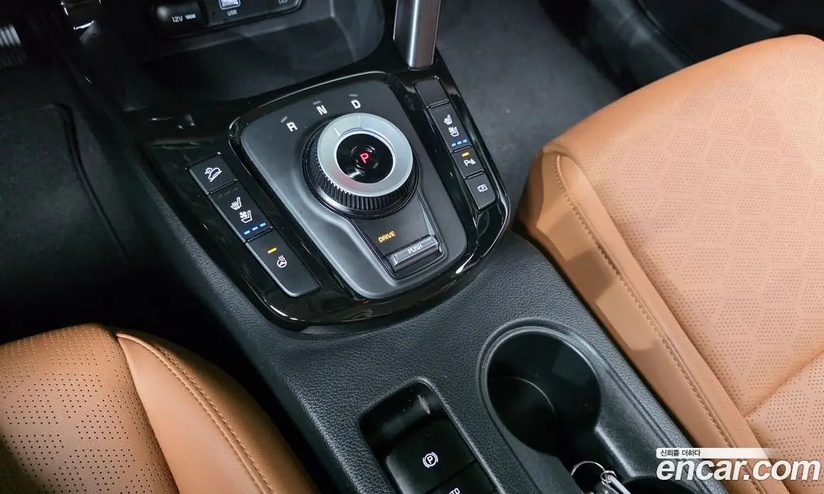 Kia Seltos 2023 1.6 автомат (гидро), фото 9 Kia Seltos 2023 1.6 автомат (гидро), фото 9