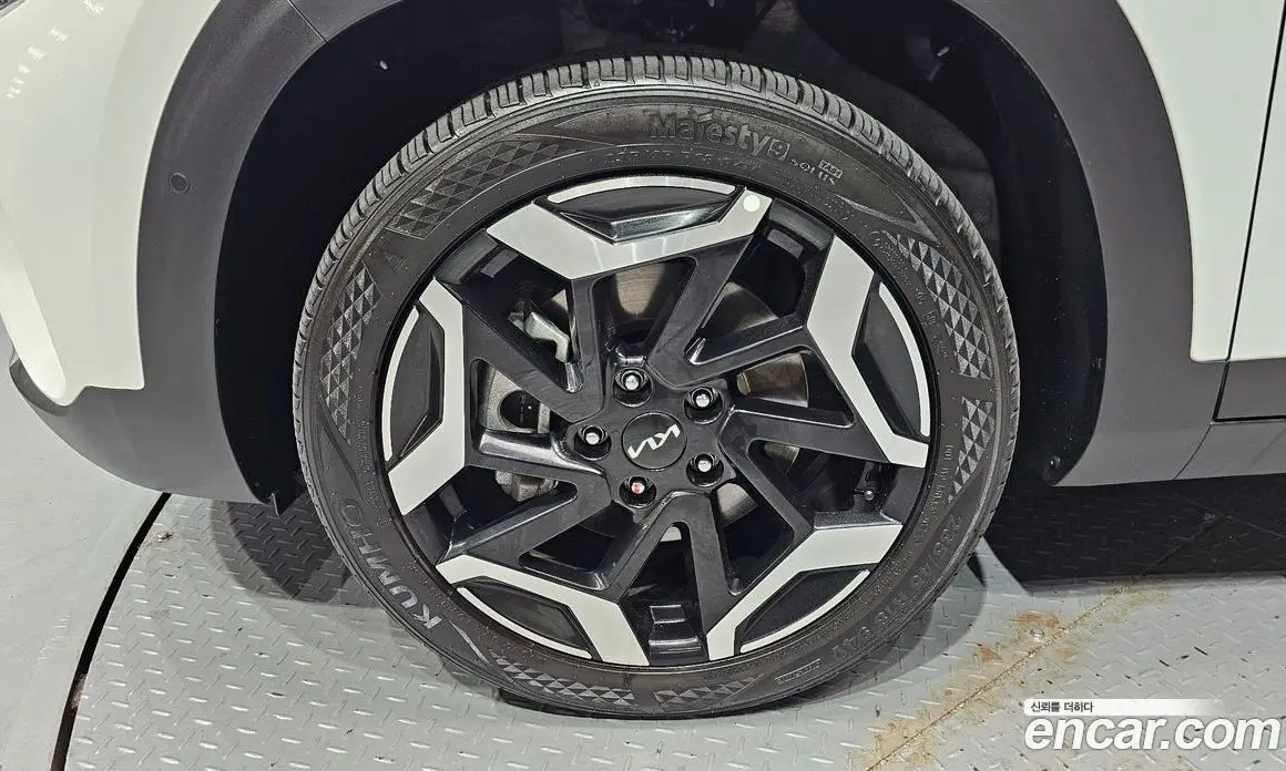 Kia Seltos 2025 1.6 автомат (гидро), фото 5 Kia Seltos 2025 1.6 автомат (гидро), фото 5