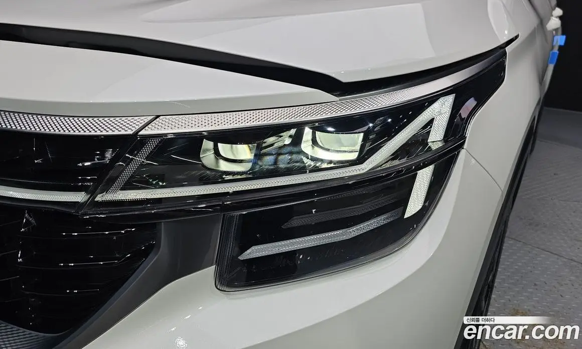 Kia Seltos 2025 1.6 автомат (гидро), фото 8 Kia Seltos 2025 1.6 автомат (гидро), фото 8