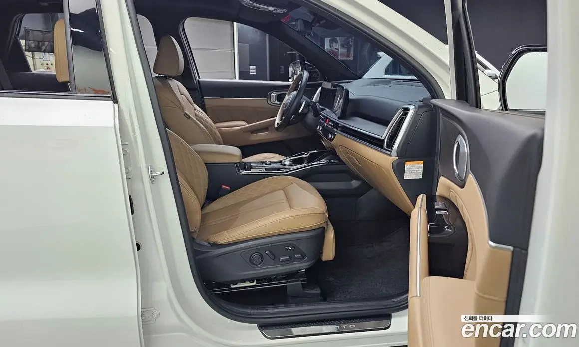 Kia Sorento 2024 1.6 автомат (гидро), фото 16 Kia Sorento 2024 1.6 автомат (гидро), фото 16