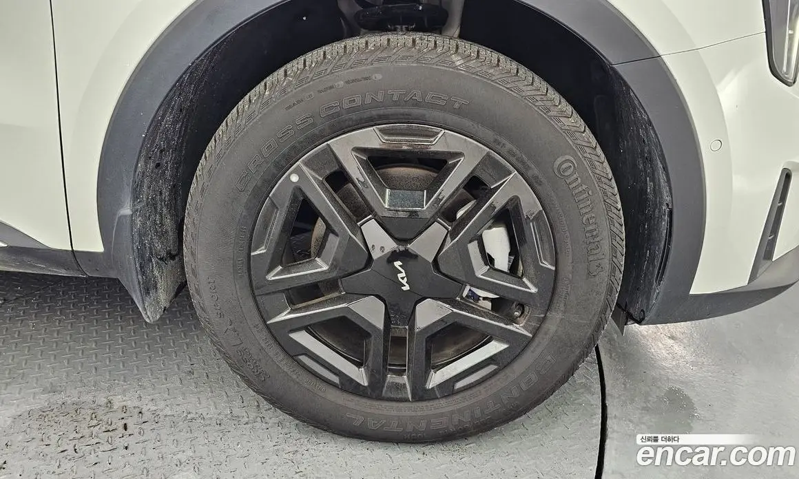 Kia Sorento 2024 1.6 автомат (гидро), фото 4 Kia Sorento 2024 1.6 автомат (гидро), фото 4
