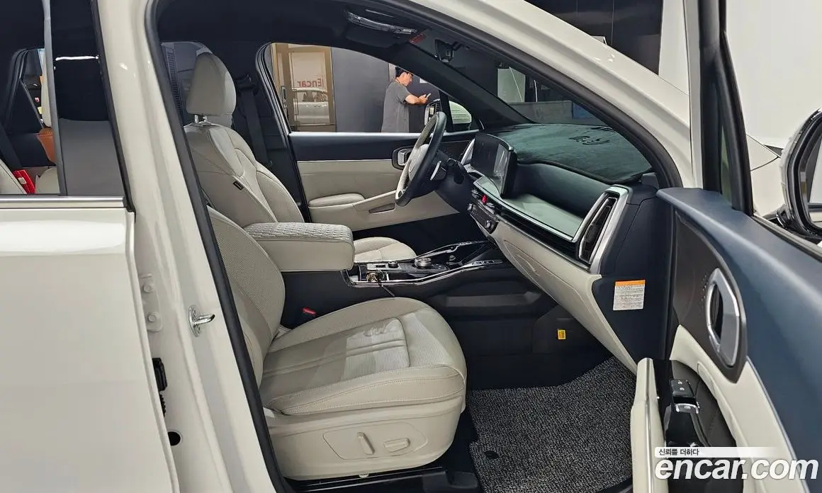 Kia Sorento 2024 1.6 автомат (гидро), фото 15