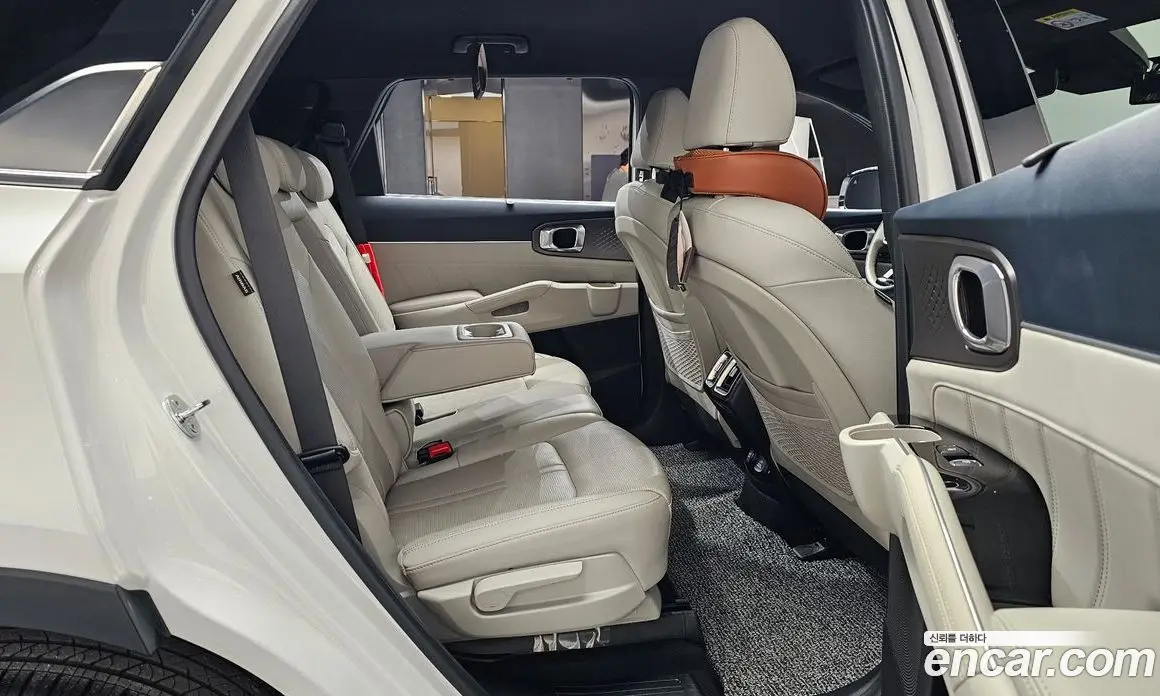 Kia Sorento 2024 1.6 автомат (гидро), фото 16