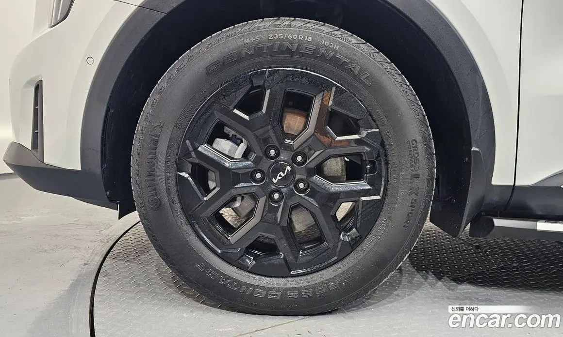 Kia Sorento 2024 1.6 автомат (гидро), фото 4