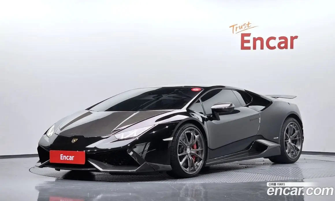 Lamborghini Huracan 2015 5.2 автомат (гидро), фото 1 Lamborghini Huracan 2015 5.2 автомат (гидро), фото 1