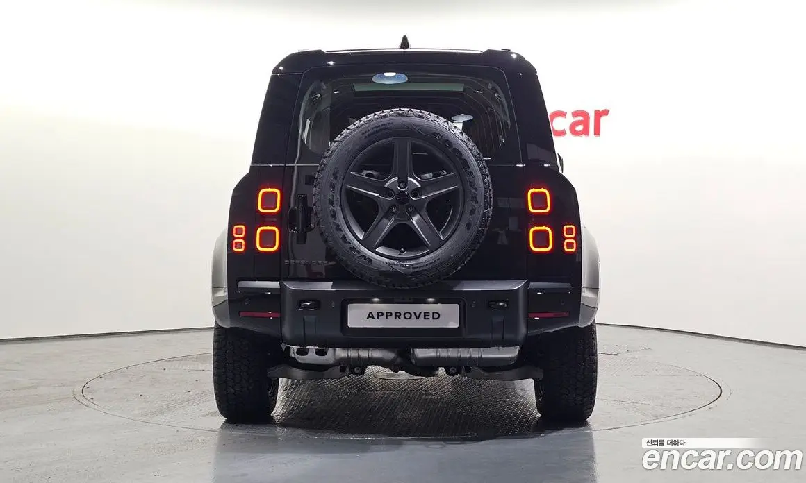 Land Rover Defender 2026 3.0 автомат (гидро), фото 6 Land Rover Defender 2026 3.0 автомат (гидро), фото 6
