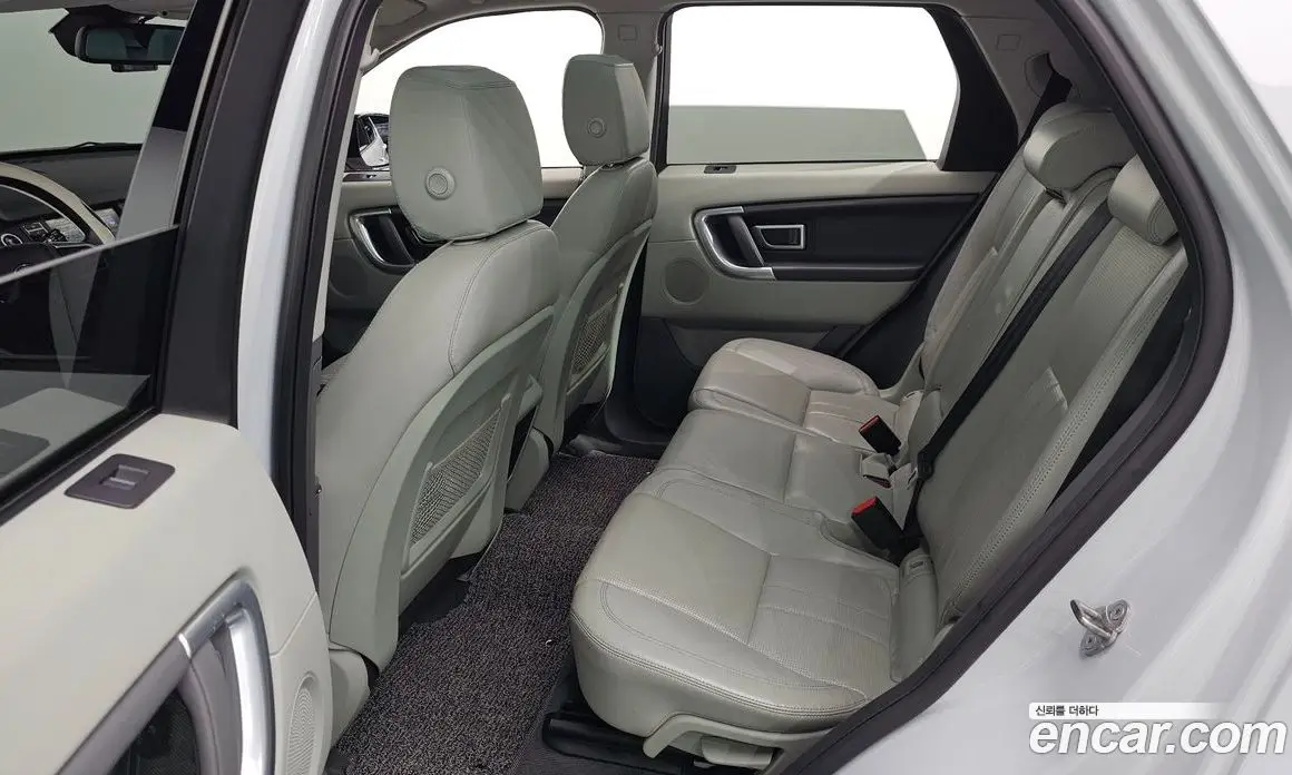 Land Rover Discovery Sport 2016 2.0 автомат (гидро), фото 11 Land Rover Discovery Sport 2016 2.0 автомат (гидро), фото 11