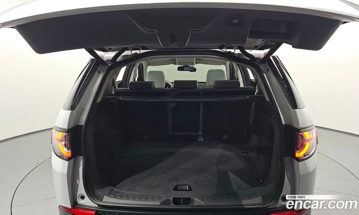 Land Rover Discovery Sport 2016 2.0 автомат (гидро), фото 20 Land Rover Discovery Sport 2016 2.0 автомат (гидро), фото 20