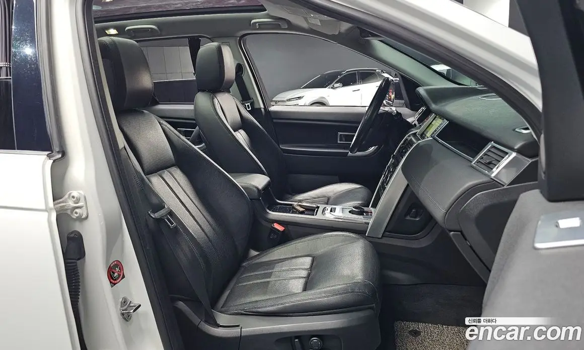 Land Rover Discovery Sport 2017 2.0 автомат (гидро), фото 11 Land Rover Discovery Sport 2017 2.0 автомат (гидро), фото 11