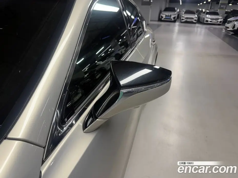 Lexus ES 2021 2.5 автомат (гидро), фото 20 Lexus ES 2021 2.5 автомат (гидро), фото 20