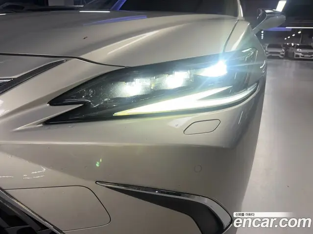 Lexus ES 2021 2.5 автомат (гидро), миниатюра 4 Lexus ES 2021 2.5 автомат (гидро), миниатюра 4