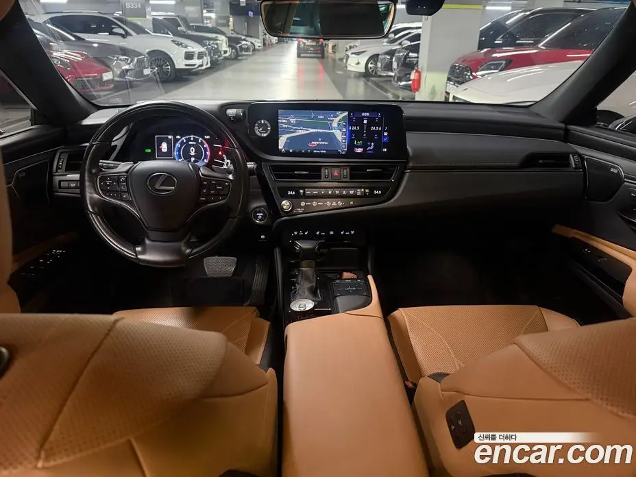 Lexus ES 2021 2.5 автомат (гидро), фото 5 Lexus ES 2021 2.5 автомат (гидро), фото 5