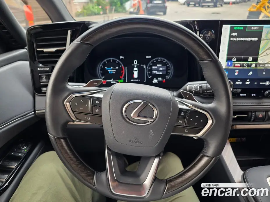 Lexus LM 2025 2.4 автомат (гидро), фото 13 Lexus LM 2025 2.4 автомат (гидро), фото 13