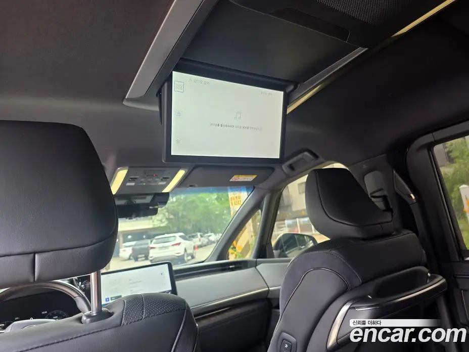Lexus LM 2025 2.4 автомат (гидро), фото 18 Lexus LM 2025 2.4 автомат (гидро), фото 18