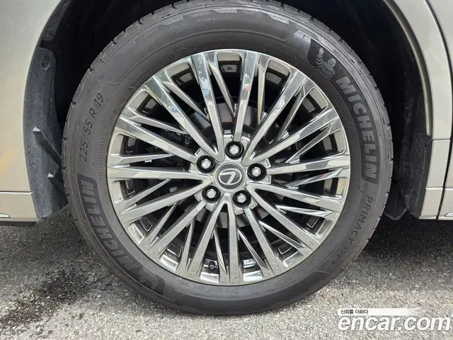 Lexus LM 2025 2.4 автомат (гидро), миниатюра 5 Lexus LM 2025 2.4 автомат (гидро), миниатюра 5
