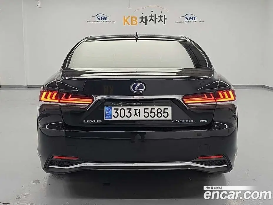 Lexus LS 2018 3.5 автомат (гидро), фото 3 Lexus LS 2018 3.5 автомат (гидро), фото 3
