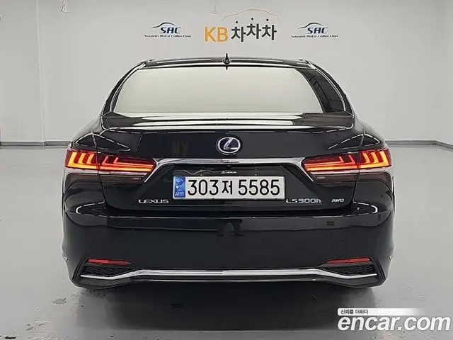 Lexus LS 2018 3.5 автомат (гидро), миниатюра 3 Lexus LS 2018 3.5 автомат (гидро), миниатюра 3