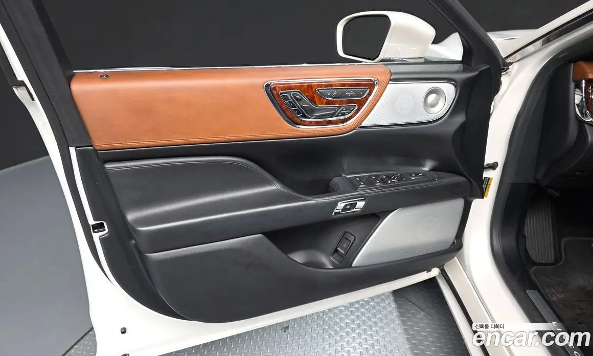 Lincoln Continental 2017 3.0 автомат (гидро), фото 14 Lincoln Continental 2017 3.0 автомат (гидро), фото 14