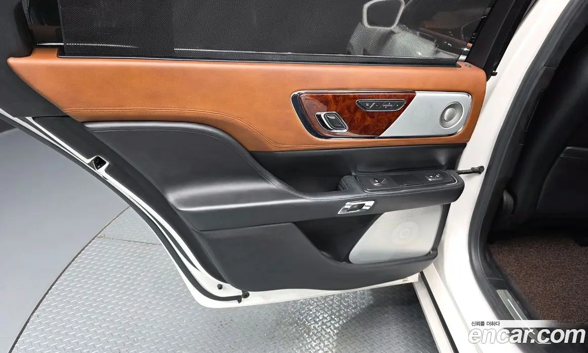 Lincoln Continental 2017 3.0 автомат (гидро), фото 15 Lincoln Continental 2017 3.0 автомат (гидро), фото 15