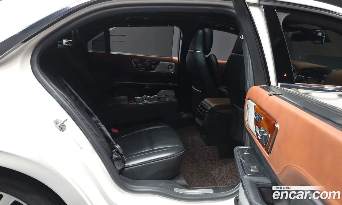 Lincoln Continental 2017 3.0 автомат (гидро), фото 18 Lincoln Continental 2017 3.0 автомат (гидро), фото 18