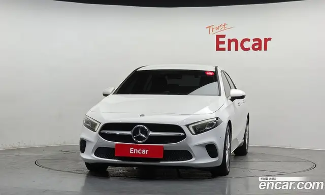 Mercedes-Benz A-Class 2020 2.0 автомат (гидро), миниатюра 3 Mercedes-Benz A-Class 2020 2.0 автомат (гидро), миниатюра 3